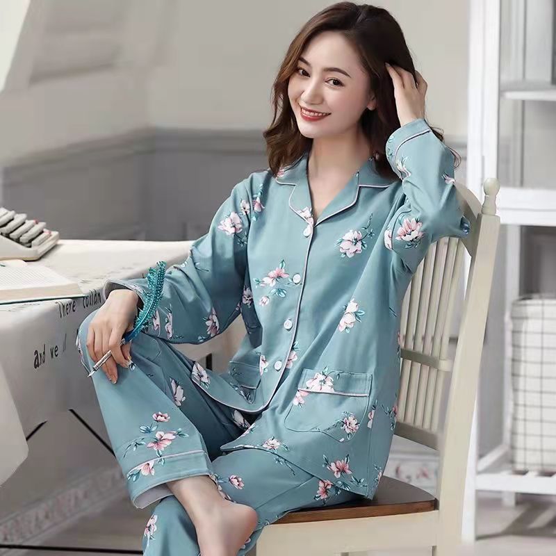 Lightweight Long-Sleeve Pajamas