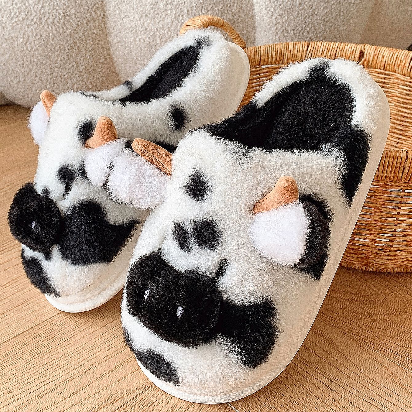 Plush Indoor Winter Slippers